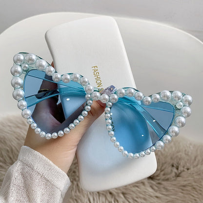 Retro Heart-Shaped Cat Eye Sunglasses