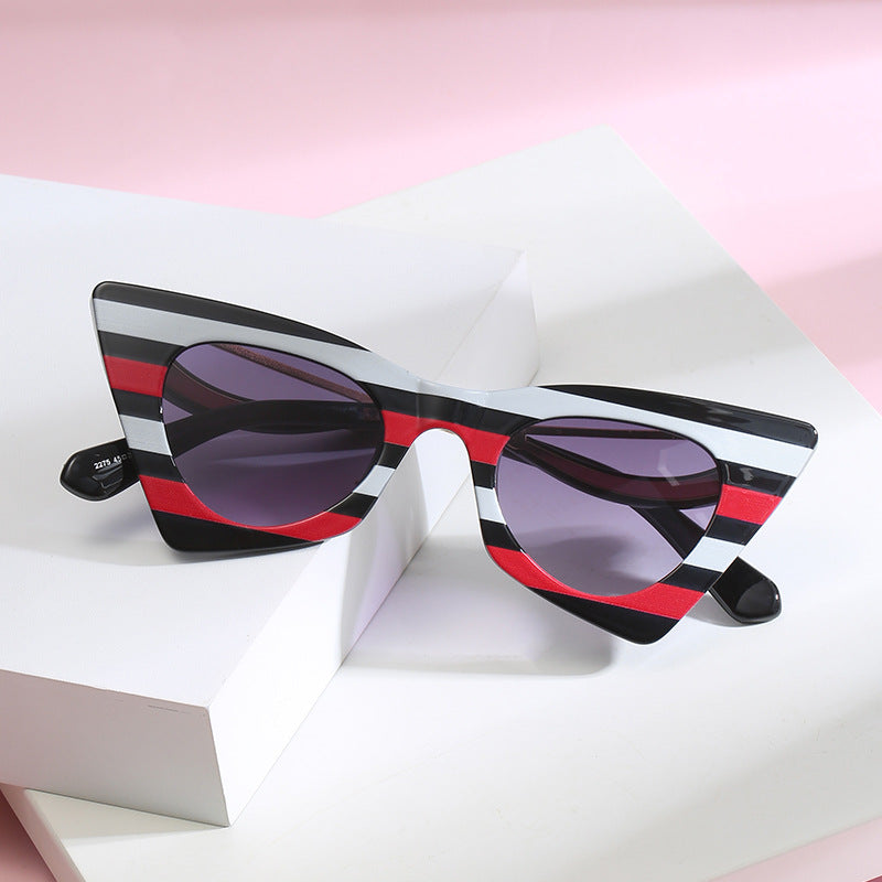 Retro Cat Eye Sunglasses