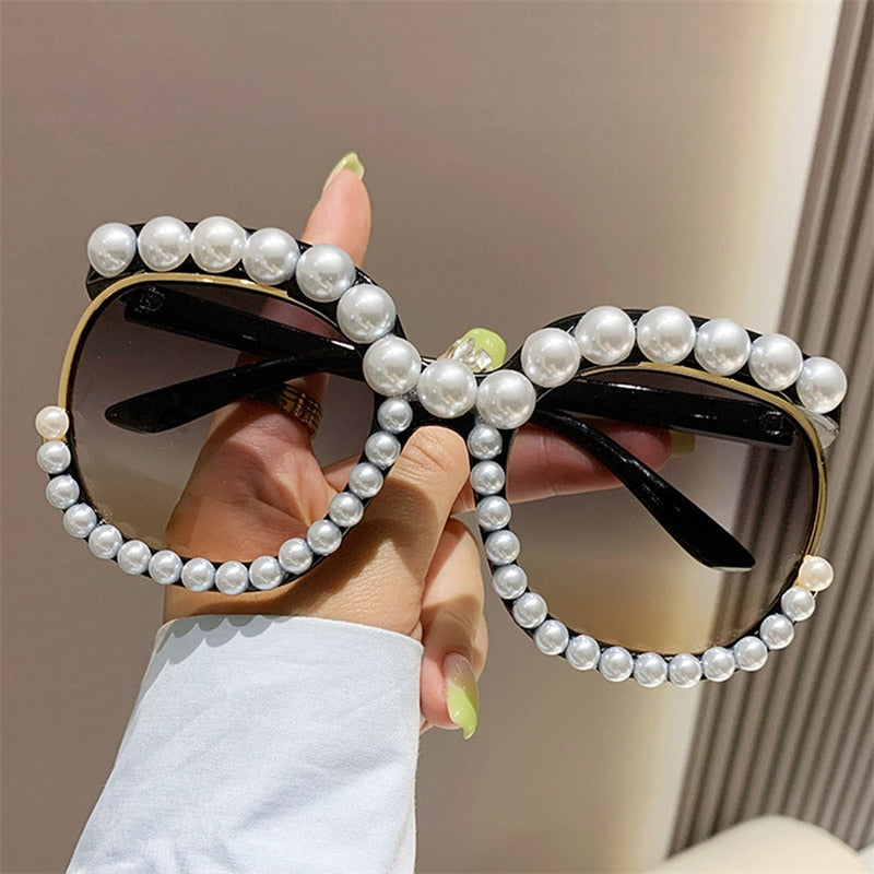 Retro Heart-Shaped Cat Eye Sunglasses