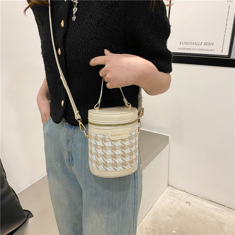 Retro Houndstooth Cylinder Bag