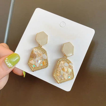 Retro Elegant Crystal Earrings