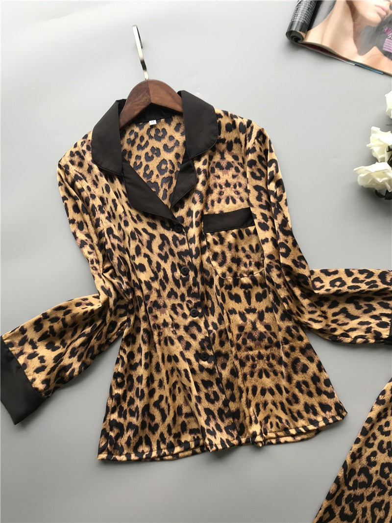 Leopard Silk Long Sleeve Pajamas