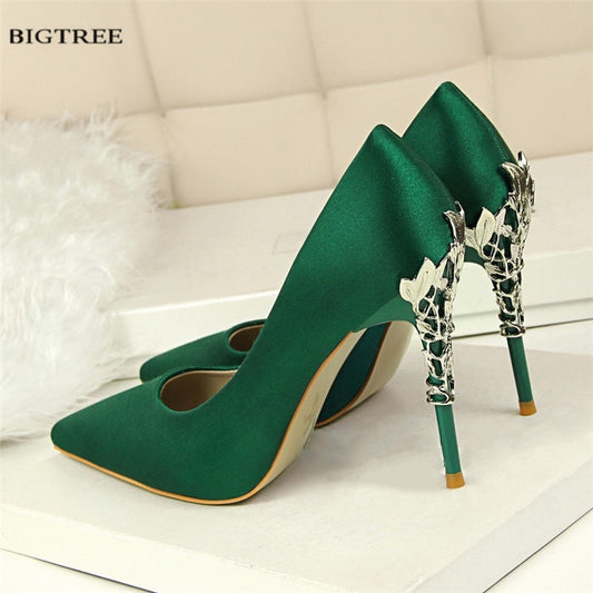 Metal Heel Flower Silk Elegant Pumps