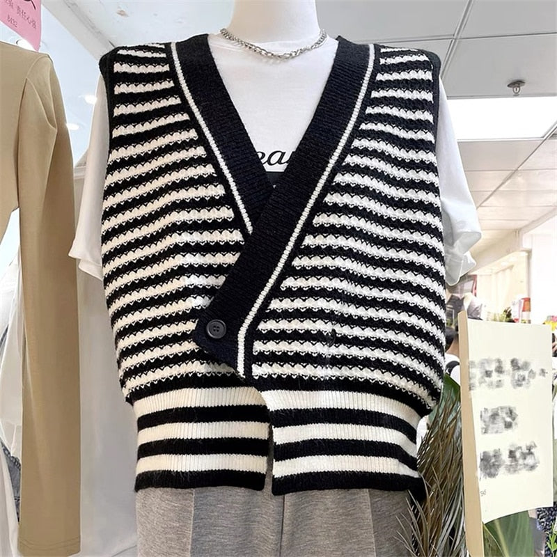Oversize Stripe Women's Sweater Vest