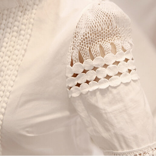 Plus Size Long-sleeved White Lace Hook Flower Hollow